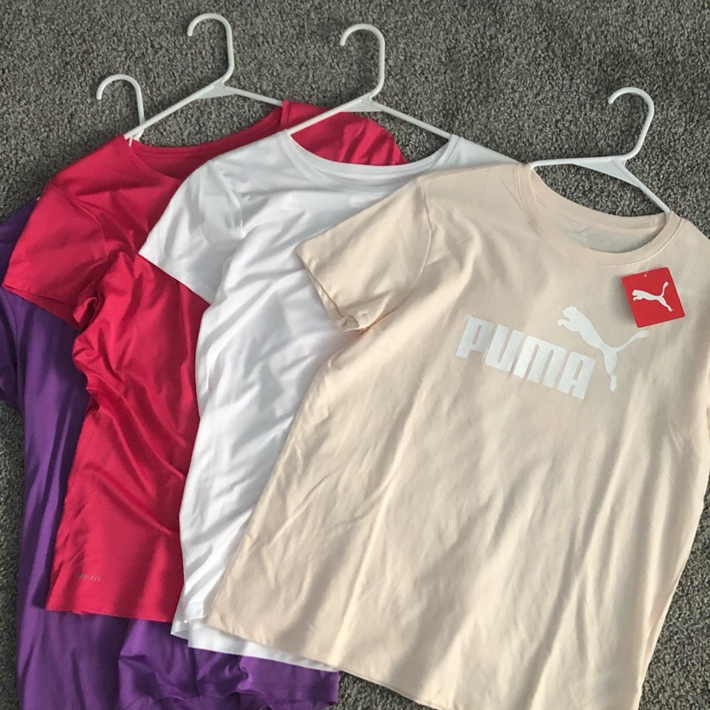 SOLD****Women’s shirt bundle***SOLD